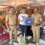 Isha Koppikar Instagram - Honoured to receive my invitation for UMANG 2022. It’s time to celebrate those who stand by us and protect us - our police force. Having worked with them closely on various projects, it’s my honour to now be a part of their celebration. @mumbaipolice @vishwasnangrepatil #umang2022 #umang #mumbaipolice #policeshow #police #invitation Mumbai, Maharashtra