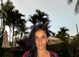 Isha Talwar Instagram - ☀️☀️🏝 Wearing @izsi_india 🌸💜