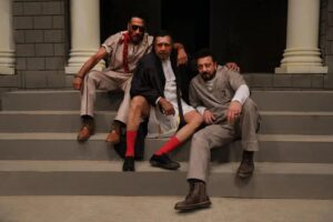 Jackie Shroff Instagram - Jahan chaar yaar mil jaaye….arre chautha kidhar hain bhidu….. @duttsanjay @mithunchakrabortyofficial ? #BAAPofallfilms