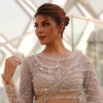 Jacqueline Fernandez Instagram – Golden hour in #AbuDhabi !!! 💫 

@iifa
