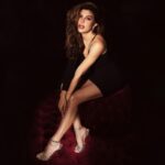 Jacqueline Fernandez Instagram - Head over heels 🖤 @ajioluxe drops @aquazzura exclusively, in India !