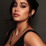 Janhvi Kapoor Instagram - 🖤
