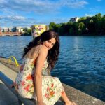 Janhvi Kapoor Instagram - hallo Berlin!