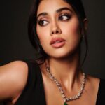 Janhvi Kapoor Instagram - 🖤