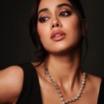 Janhvi Kapoor Instagram - 🖤