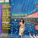 Janhvi Kapoor Instagram - hallo Berlin!