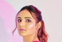 Jasmin Bhasin Instagram - Can you handle all this sparkle ✨✨✨ Styled by @ankiitaapatel assisted by @nehasarkar04 Outfit @aleta.official Accessories @the_jewel_gallery Makeup @richie_muah Hair @nidhiagarwalmua Shot by @visualaffairs_va