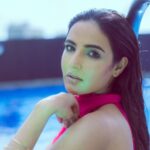 Jasmin Bhasin Instagram - Levitating Photographer: @appurvashah Photographer Asst: @radhika_98 @masanithorat Makeup: @richie_muah Stylist: @prameetdivya Costume assistant: @yash__shah1612 Hair: @_misheeta