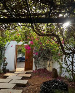 Jennifer Winget Instagram - A home away from home, anytime of the year…..And blissfully better when it’s on your birthday! Bisou Bisou @vistarooms Couldn’t have landed better for my birthday! . . . . You too can #ScriptYourStay at #WanderBeyondAlibaug with @vistarooms (now christened #StayVista) Use Code: JENNIFER10