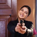 Jennifer Winget Instagram - Major Monica Mehra: It takes some finessin’ 💁‍♀️ #CodeM2 #bloopers