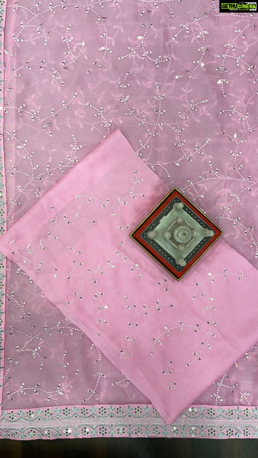 Joy Crizildaa Instagram - To place an order Kindly DM ! ❤️ Disclaimer : color may appear slightly different due to photography No exchange or return Unpacking video must for any sort of damage complaints Threads here and there, missing threads,colour smudges are not considered as damage as they are the result in hand woven sarees. #joycrizildaa #joycrizildaasarees #handloom #onlineshopping #traditionalsaree #sareelove #sareefashion #chennaisaree #indianwear #sari #fancysarees #iwearhandloom #sareelovers #sareecollections #sareeindia