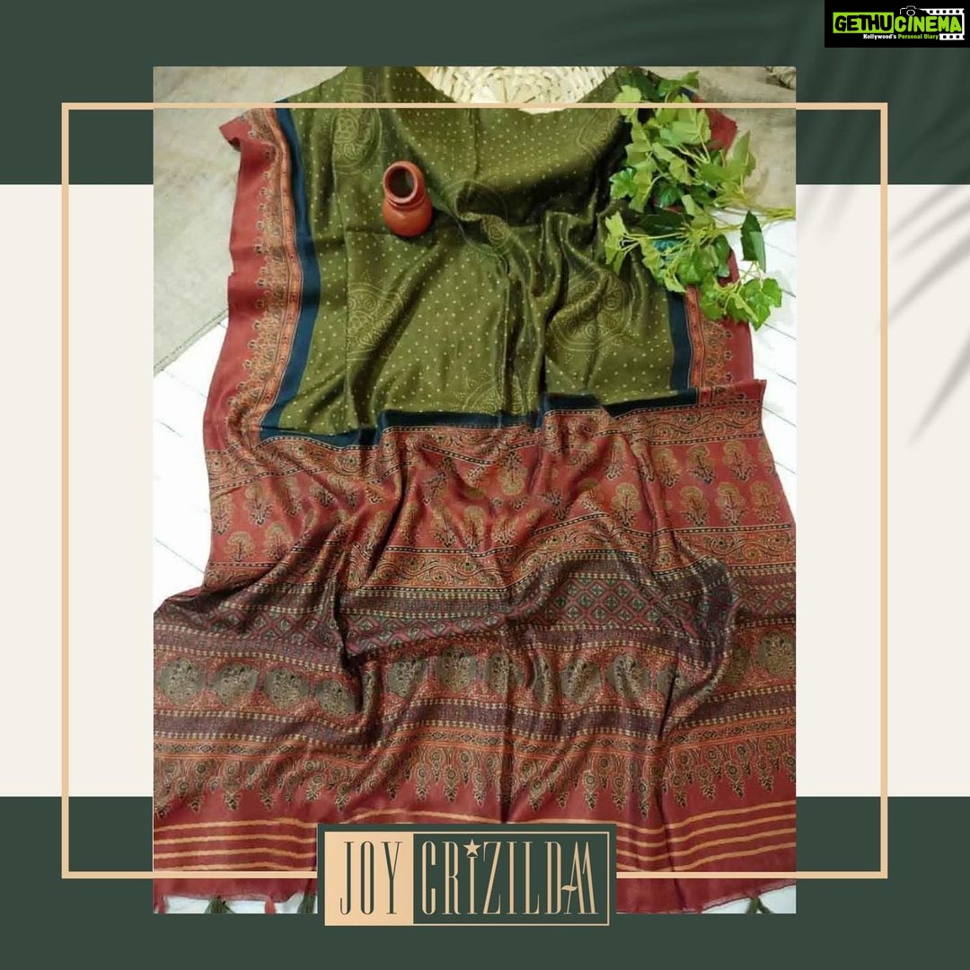 Joy Crizildaa Instagram - Kalamkari linen saree ✨ To place an order Kindly DM ! ❤️ Disclaimer : color may appear slightly different due to photography No exchange or return Unpacking video must for any sort of damage complaints Threads here and there, missing threads,colour smudges are not considered as damage as they are the result in hand woven sarees. #joycrizildaa #joycrizildaasarees #handloom #onlineshopping #traditionalsaree #sareelove #sareefashion #chennaisaree #indianwear #sari #fancysarees #iwearhandloom #sareelovers #sareecollections #sareeindia
