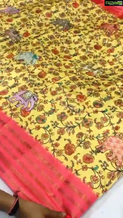 Joy Crizildaa Instagram - Trending kalamkari saree ❤️ To place an order Kindly DM ! ❤️ Disclaimer : color may appear slightly different due to photography No exchange or return Unpacking video must for any sort of damage complaints Threads here and there, missing threads,colour smudges are not considered as damage as they are the result in hand woven sarees. #joycrizildaa #joycrizildaasarees #handloom #onlineshopping #traditionalsaree #sareelove #sareefashion #chennaisaree #indianwear #sari #fancysarees #iwearhandloom #sareelovers #sareecollections #sareeindia