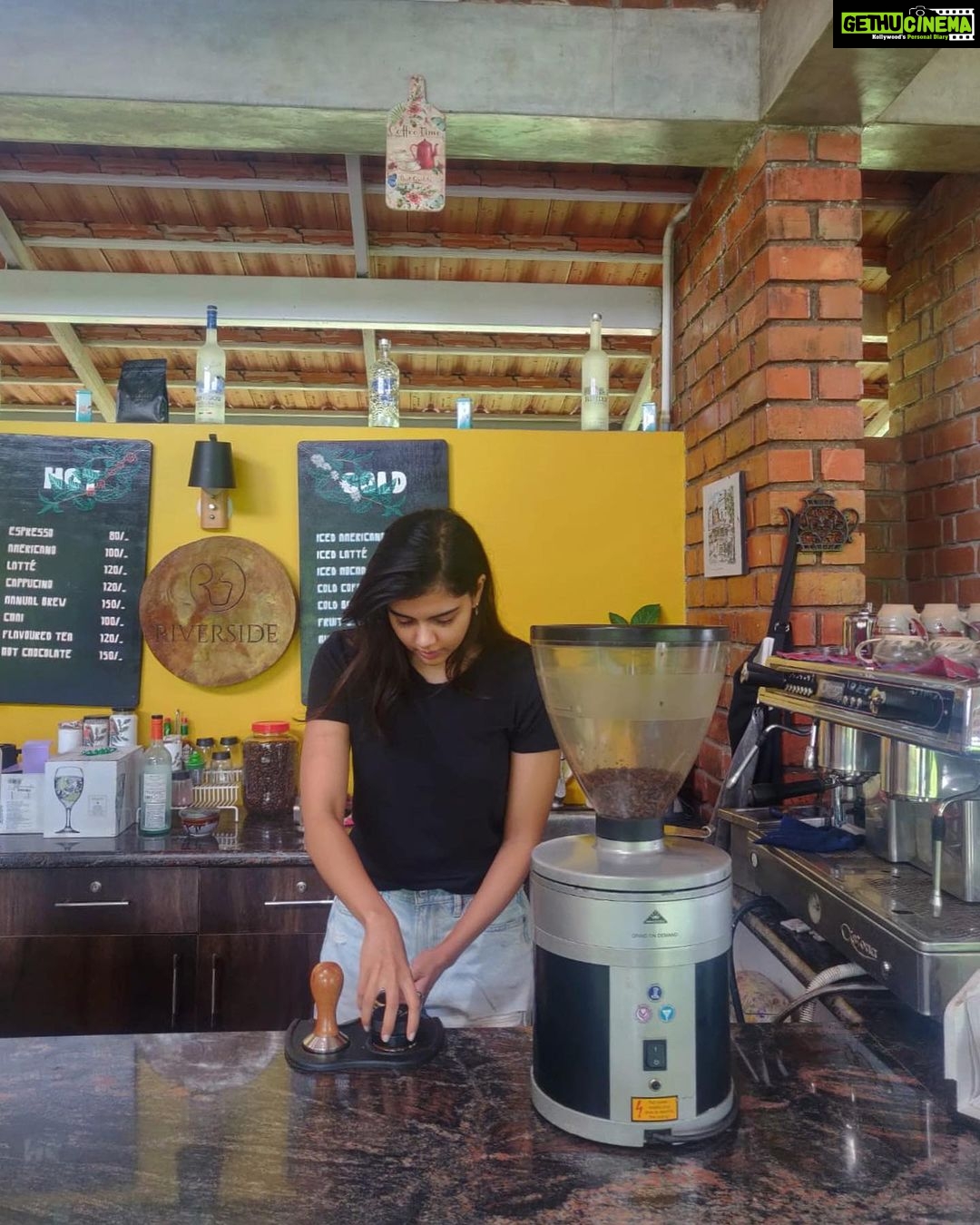 Kalyani Priyadarshan Instagram - Fresh coffee, good weather, meditative yoga, homegrown food, forest hikes, hot water baths, lots of Catan and lots more coffee. @riversidecoffeeco you continue to be my favorite place in India 🤗 Thanks Rish and Nat for the break I didn’t really need but wanted. Until next time! Coorg