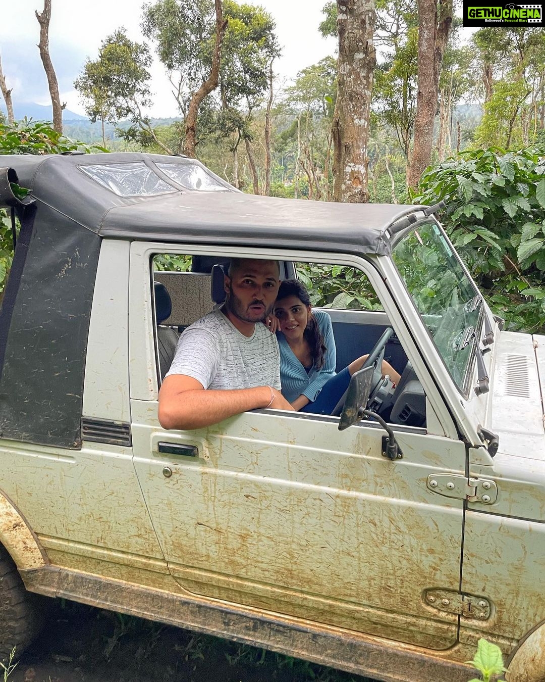 Kalyani Priyadarshan Instagram - Gypsy rides and estate walks with the best guide ever @rishwindevaya Coorg