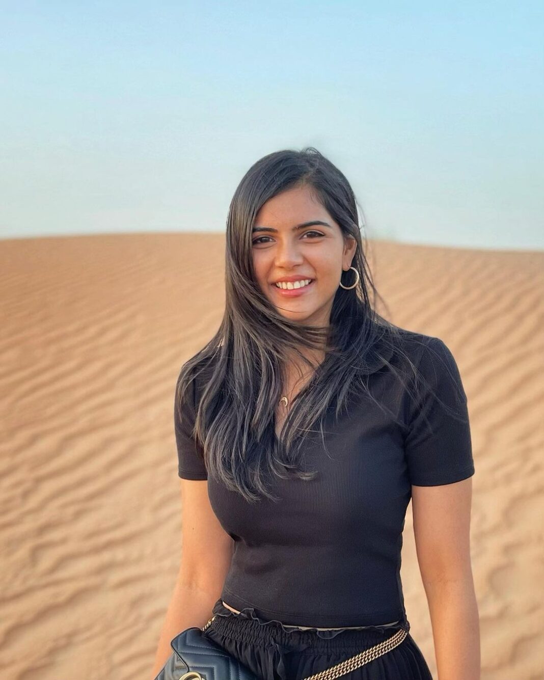 Kalyani Priyadarshan Instagram - All sun-kissed and blushed from the desert dust ✨