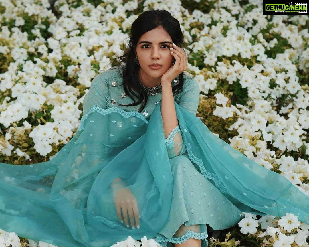 Kalyani Priyadarshan Instagram - 🦋 Shot @by.ushma Fashion Stylist @styledbyindrakshi Mint Organza & Lace Kurta Set @theloom.in Necklace & Earrings @sachdeva.ritika Jutis @abujanisandeepkhosla x @needledust AJSK x ND Dubai, United Arab Emirates