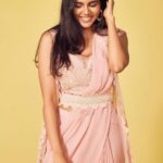 Kalyani Priyadarshan Instagram - पिंक saree @mishruofficial Shot by @eshaangirri Earrings @hm Styled by @jukalker Assisted by @pratimajukalkar Makeup by @amitkagda Hair by @chinnahairstylist