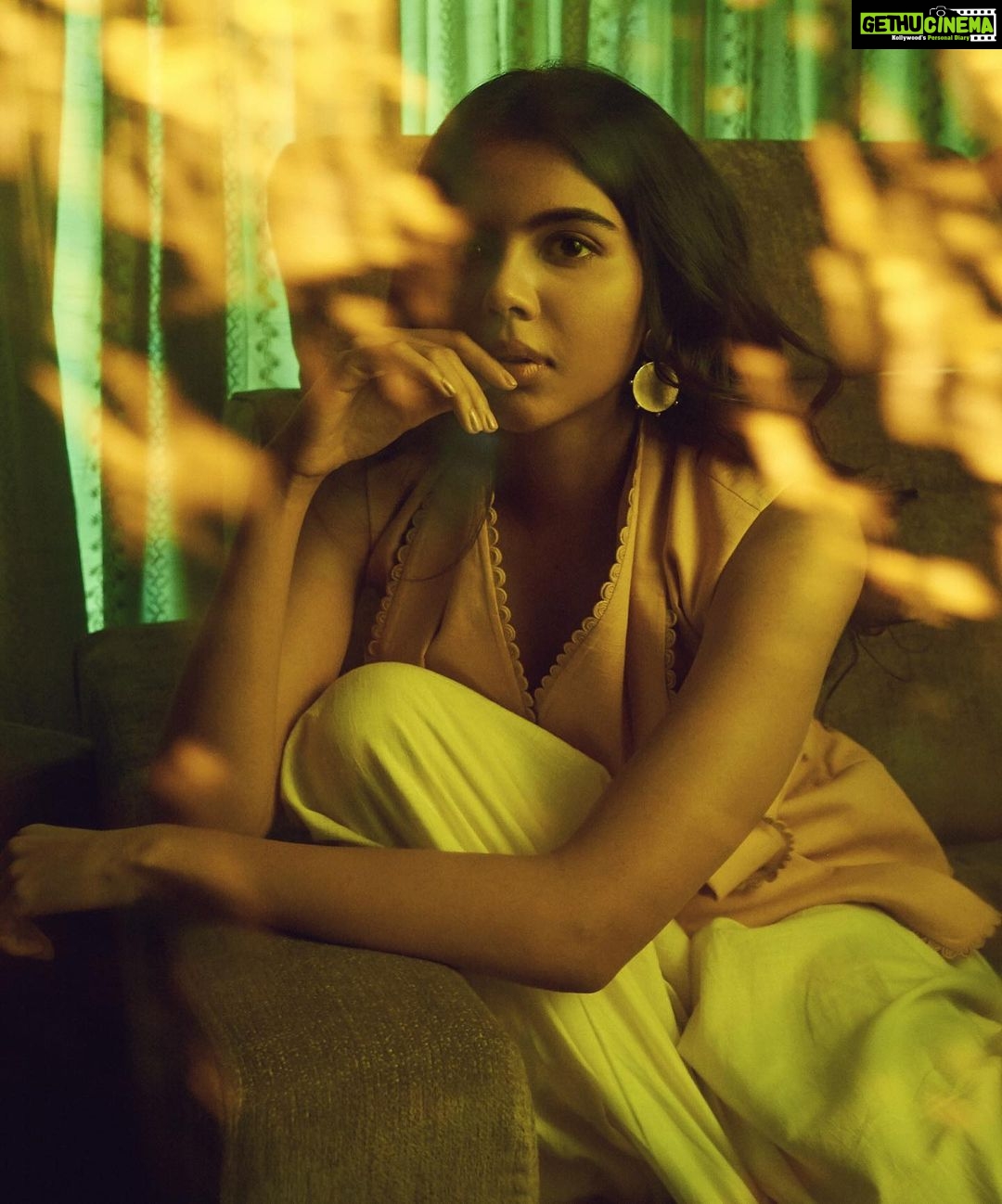 Kalyani Priyadarshan Instagram - Shot by @akshay.rao.photography Outfit @ampmfashions Earrings @pratima_jukalkar Styled by @jukalker Makeup by @amitkagda Hair by @chinnahairstylist