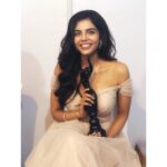 Kalyani Priyadarshan Instagram – Thank you so much Vikram Sir for giving me a character like Junnu in my debut.
This movie wouldn’t have happened if it wasn’t for Akkineni Nagarjuna sir and @akkineniakhil … thanks a ton for giving me #Hello 
I’d also like to personally thank each and everyone who owned Junnu as much as I did.
Love you all ❤️❤️❤️❤️
#jiofilmfareawards2018