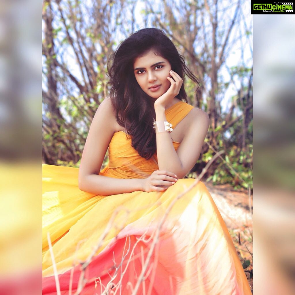Kalyani Priyadarshan Instagram - Vanitha March cover- issue out now.... βοΈπΌπ
