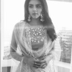 Kalyani Priyadarshan Instagram - Thanks @payalsinghal @amrapalijewels and my fave @pallavi_85 for this! @pinkylohar you’re my savior Let the movie promotions begin! Theres a first time for everything #aboutlastnight #hellomusiclaunch #akhilsayshello #HelloOnDec22