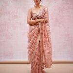 Kalyani Priyadarshan Instagram - For Mirchi Music Awards 🌶 💫 Shot by @kiransaphotography Styled by @shruthimanjari Saree @faabiianaofficial Rings @kalyanjewellers_official Earrings @radhikaagrawalstudio Makeup @amitkagda Hair @savitanalwade Organized by @therouteofficial