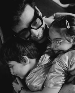 Karan Johar Instagram - A decision I could never have made from my heart if I didn’t have my mothers hand on my head and her relentless love,time and support…. She is the wind beneath our wings of love …. My bachas !!! What do I say there isn’t a day I don’t thank the universe for bringing Roohi and Yash into my life! Happy Father’s Day to me and to all single parents ! It doesn’t just take two to nurture ! It just takes one solid heart! I know mine is….❤️❤️❤️❤️❤️❤️🙏🙏🙏 pictures courtesy @thehouseontheclouds