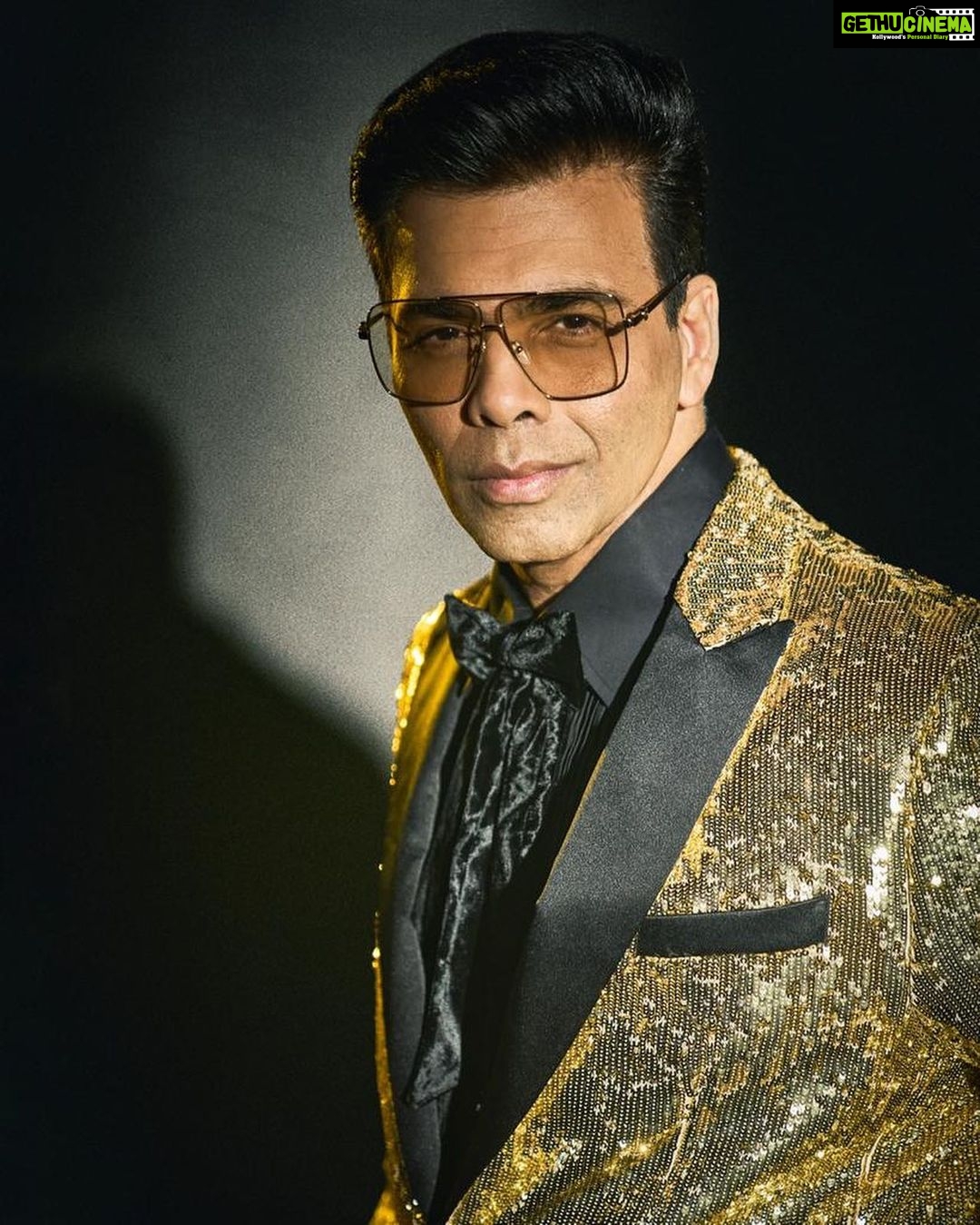 Karan Johar Instagram - Go for GOLD! Silver is a consolation and Bronze is not an option! And I don’t talk of competition ! I speak of self satisfaction….styled by @ekalakhani in @philippplein 📸 @sheldon.santos