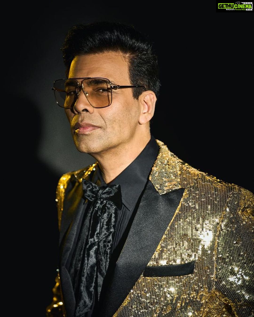 Karan Johar Instagram - Go for GOLD! Silver is a consolation and Bronze is not an option! And I don’t talk of competition ! I speak of self satisfaction….styled by @ekalakhani in @philippplein 📸 @sheldon.santos