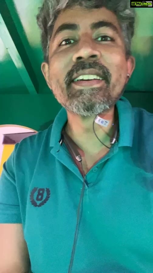 Karthik Kumar Instagram - #Aansplaining on Tour. Train ride at Phoenix market city.