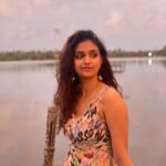 Keerthy Suresh Instagram - Gods own country, and my own people! #postweddingbash
