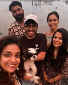 Keerthy Suresh Instagram - Gods own country, and my own people! #postweddingbash