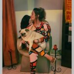 Kiran Rathod Instagram – सुकून 
Peace 
சமாதானம்
❤️my peace 
💗my jaan
❤️my love
🥰my kids
💞my world
❤no words
💖 missing the third one 😆
#pugs #puglove #pugsofinstagram #pet #doglover #dogsofinstagram #pets #petlovers 
#thirddogmissing😆😆