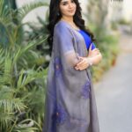 Krithi Shetty Instagram - Super overwhelmed 🥰✨ • • Styled by:~ @raji.raaga09 Wearing:~ Thank you @bhargavikunam ♥️ Hair:~ @venkatesh6089 Makeup:~ @sminkupofficial Picture credits:~ @they_call_me_keshu