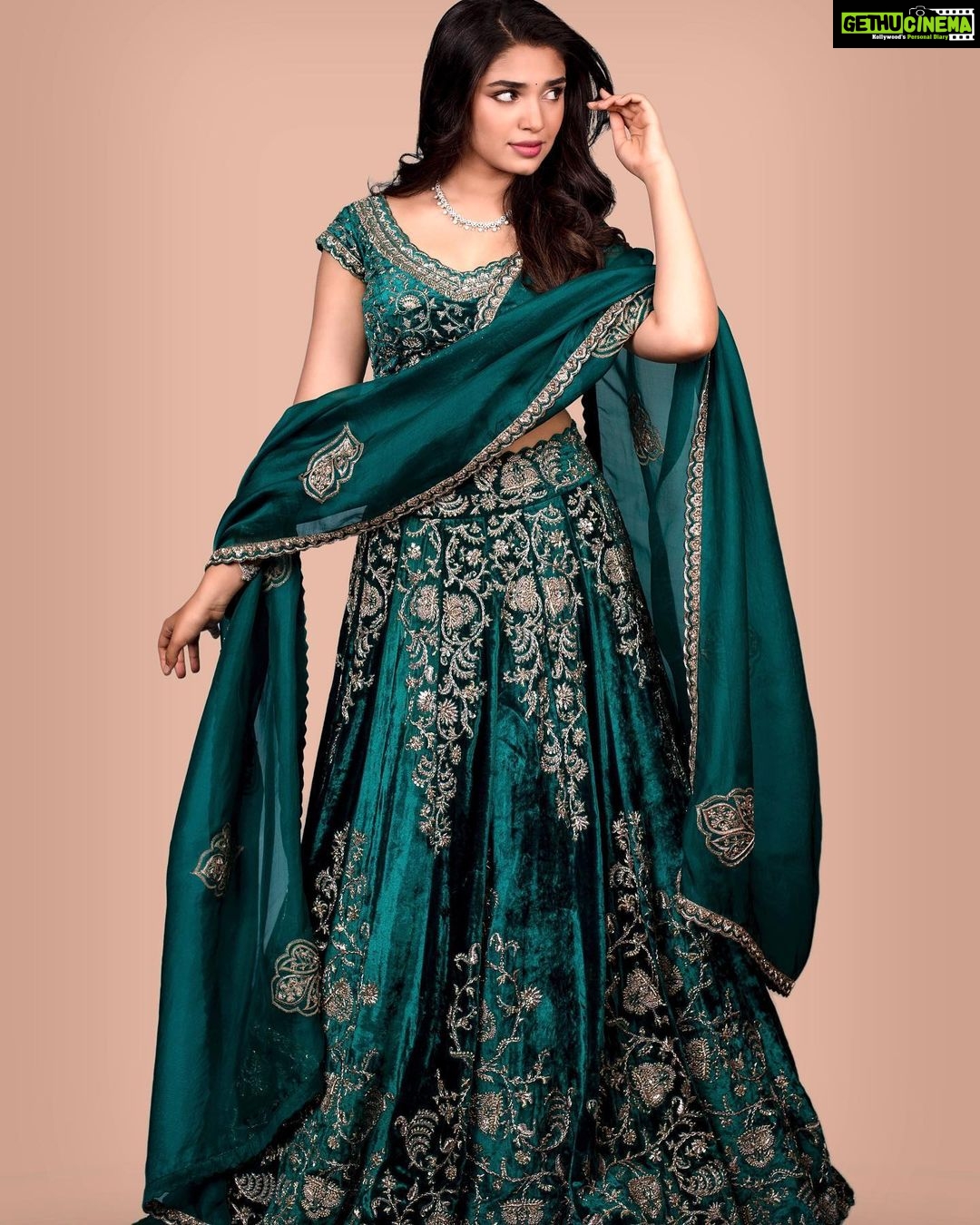 Krithi Shetty Instagram - Do what makes your heart happy #beyourself 💚 • • Outfit - @mrunalinirao @lovestruckcowhq Jewellery - @chahat.jewellers Styled by - @ashwin_ash1 & @hassankhan_3 asst by - @hansikamawle Hair - @venkymakeupstudio Makeup - @chaks_makeup Photographer - @kiransaphotography