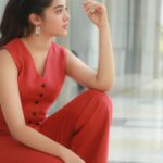 Krithi Shetty Instagram - Invest in yourself ✨ #girlboss #power
