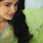 Krithi Shetty Instagram - Reminder - to be kind and give someone a compliment today or say something genuinely which they feel happy about💛💚 #spreadlove #bekind