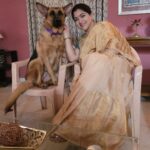 Kushboo Instagram - #purelove #unconditionallove #NilaSundar ❤️❤️❤️