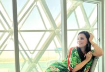 Lara Dutta Instagram - Lounging before the awards madness today in @eshaamiinlabel1 and @anmoljewellers ✨ ✨ 🌴 🌴 #IIFA #abudhabi #resort #loungewear #happy