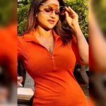 Leesha Instagram - 🧡 Sunday vibe😎