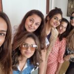 Madhoo Instagram - Love my #girlgang 💃💃💃💃 Mumbai, Maharashtra