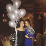 Madhoo Instagram - Happy janamdin to my bestest best #satnam love u 🌸💜💜💜💜