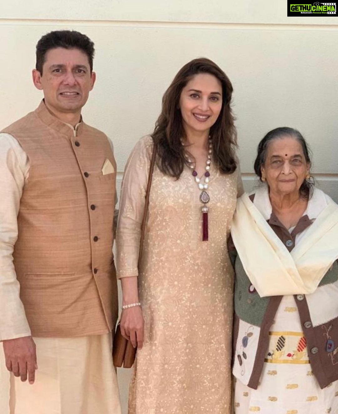 Madhuri Dixit Instagram - Happy Birthday, Aai! They say a mother is a daughter’s bestfriend. They couldn’t be any more right. From everything that you’ve done for me, the lessons that you’ve taught have been the biggest gift for me from you. I wish you only good health & happiness! ❤️ #Birthday #HappyBirthday #90thBirthday #MotherDaughter