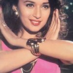 Madhuri Dixit Instagram – New trend, old photos… now that’s what defines classic ✨

#Reels #TrendingReels #ReelsItFeelIt #Sunday #SundayVibes