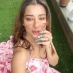 Madhuurima Instagram – Piercing through your soul. My eyes can see it all 😍 

Nail ornaments by @bhavyarameshjewelry 😍
Wearing @labeladitihundia 

#explore #fashion #beauty #me #power #love