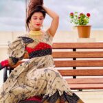 Madhuurima Instagram - Hawa ke jhonke aaj mausamon se rooth gaye😂😂😂 Wearing @labeladitihundia Ornaments by @zevarbsp #explore #fashion #trendsetter #pretty