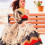 Madhuurima Instagram - Hawa ke jhonke aaj mausamon se rooth gaye😂😂😂 Wearing @labeladitihundia Ornaments by @zevarbsp #explore #fashion #trendsetter #pretty