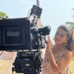 Madhuurima Instagram - Me and my love for camera. Sometimes I think, as much as I love being in the front , how m I equally curious to be behind it ! #shoot #camera #love
