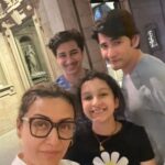Mahesh Babu Instagram - In the here and now! Making memories.. one day at a time! ❤️❤️❤️ #MyTribe Milan, Italy